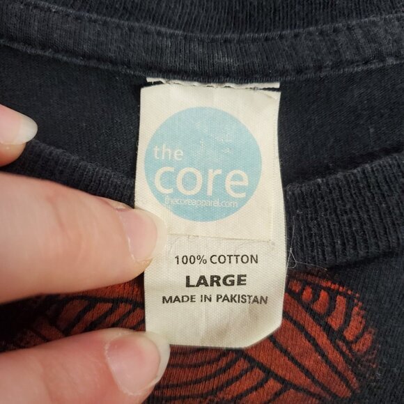 The Core Mens Atreyu Graphic Band T Shirt Size L Grunge Skulls Rock Music Y2K - Picture 3 of 8